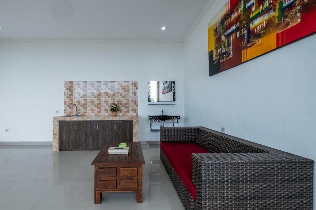 Reddoorz Plus Near Dreamland Beach Jimbaran Zewnętrze zdjęcie